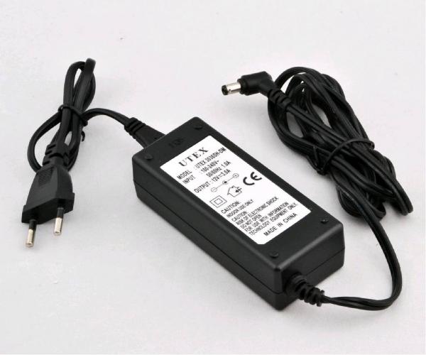 Блок питания UTEX 3036SH-DM импульсный, 12В/3А